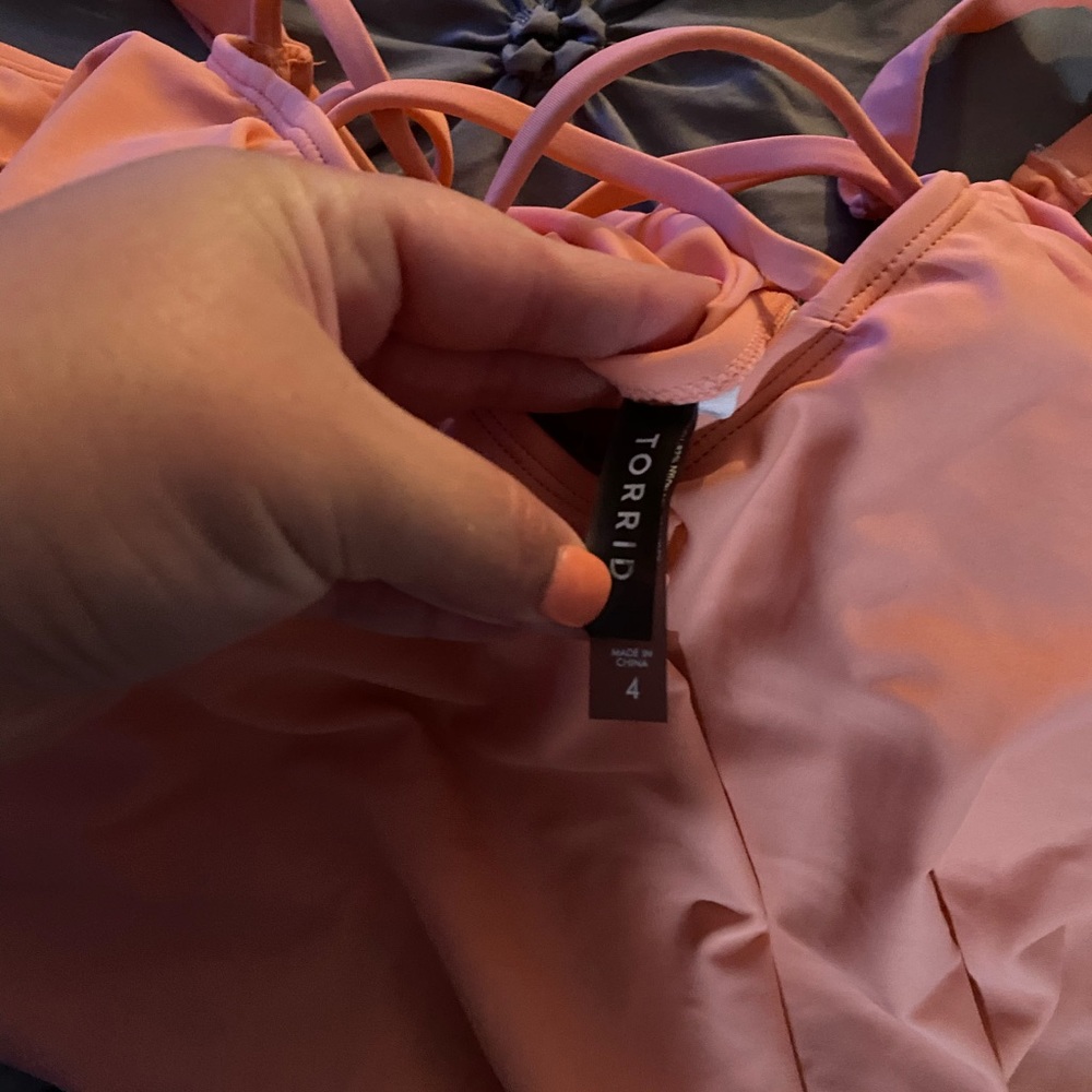 Torrid swim top size 4